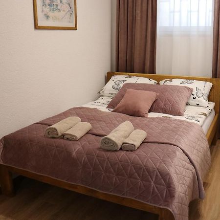 Apartman Eva 亚伊采 外观 照片