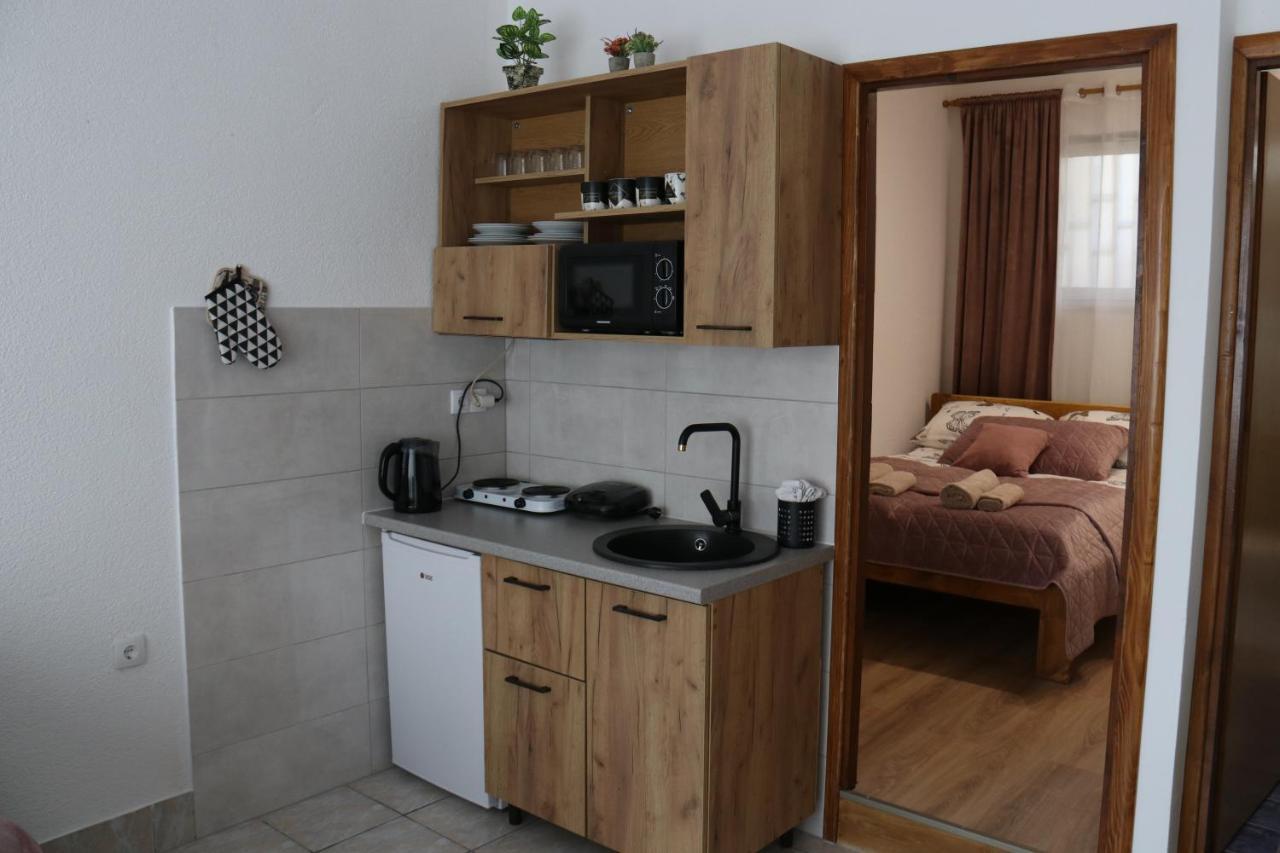 Apartman Eva 亚伊采 外观 照片